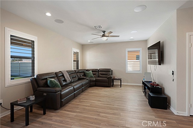 Detail Gallery Image 9 of 50 For 28378 Blackjack Drive, Menifee,  CA 92585 - 4 Beds | 3 Baths