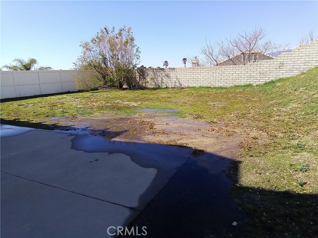 Detail Gallery Image 12 of 13 For 6820 Melvin Ave, San Bernardino,  CA 92407 - 4 Beds | 3 Baths