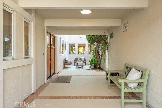 Image 4 of 58 For 24 Spicewood Way