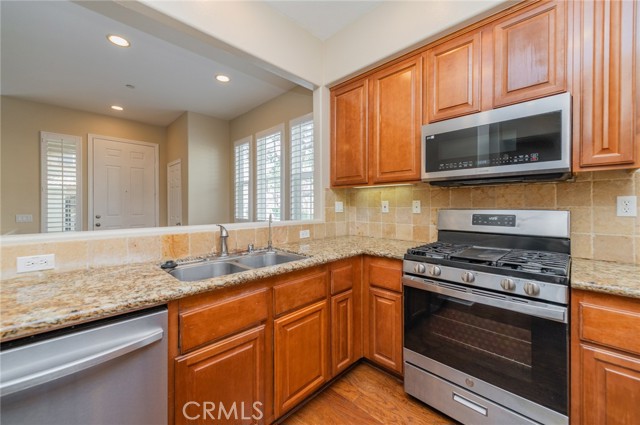 Detail Gallery Image 12 of 31 For 62 New Season, Irvine,  CA 92602 - 3 Beds | 2/1 Baths