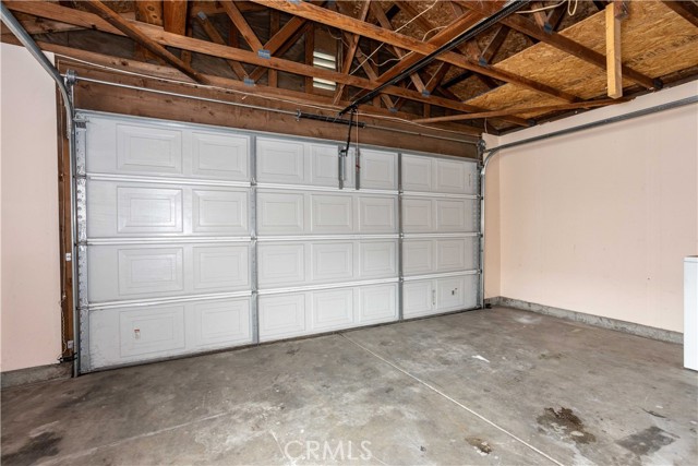 Detail Gallery Image 32 of 33 For 5905 Stone Bridge Ln, Bakersfield,  CA 93313 - 4 Beds | 2 Baths