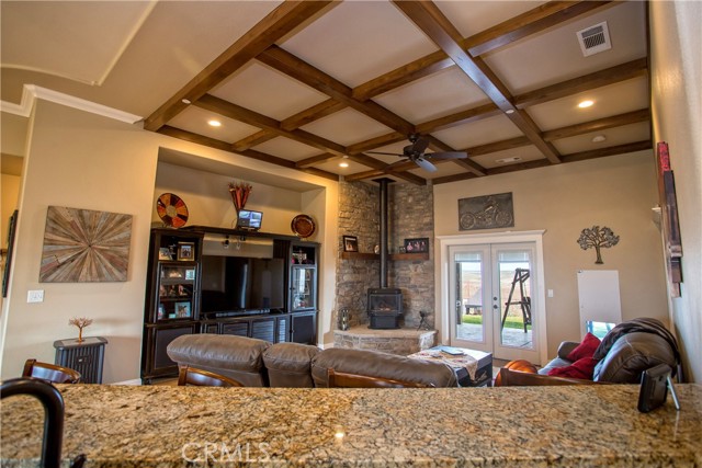 18850 County Road 200, Orland CA: https://media.crmls.org/medias/c2e1b3a0-657a-4b77-9fc9-59c41be2071e.jpg