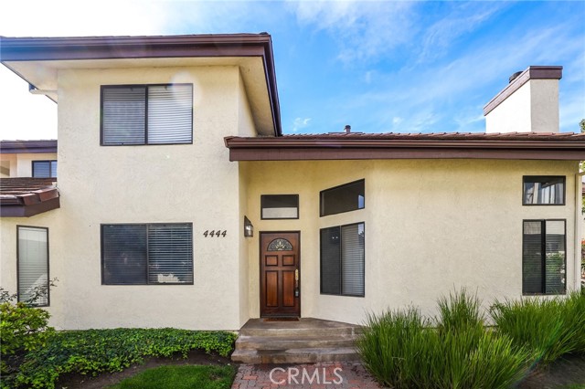 Front Image Thumbnail for CROC25263010