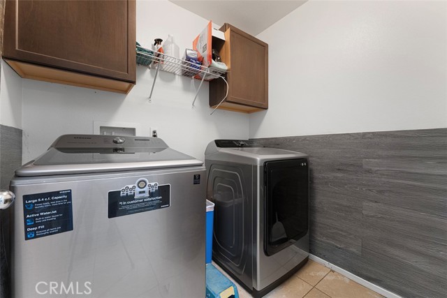 26833 Calico Court, Winchester CA: https://media.crmls.org/medias/c2e1f943-1b53-4689-9ca4-000198fb7511.jpg