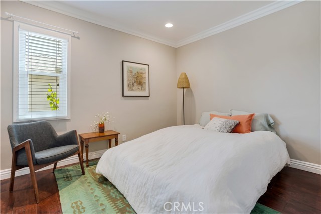 Detail Gallery Image 15 of 21 For 17434 Tiara St, Encino,  CA 91316 - 3 Beds | 2 Baths