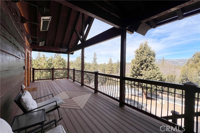 858 Fox Tower Way, Big Bear Lake CA: https://media.crmls.org/medias/c2e28167-9db6-41d3-804a-13a324a9d96e.jpg