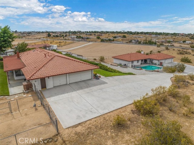 Detail Gallery Image 3 of 75 For 18333 Talisman St, Hesperia,  CA 92345 - 6 Beds | 4 Baths