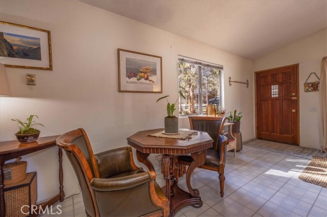 Detail Gallery Image 10 of 31 For 417 Spruce, Sugarloaf,  CA 92386 - 2 Beds | 2 Baths