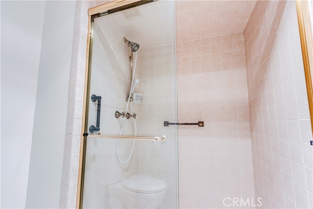 506 W Sierra Madre Boulevard, Sierra Madre CA: https://media.crmls.org/medias/c2e5a946-93e1-4215-81ac-9af67bfd52fc.jpg