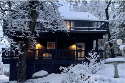 28833 Manitoba Drive, Lake Arrowhead CA: https://media.crmls.org/medias/c2e7648e-5536-4733-ac85-813939abd1f3.jpg