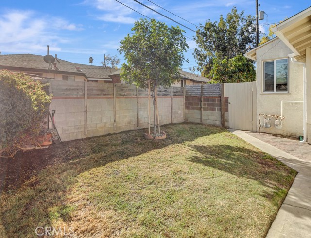 557 Rosemary LN