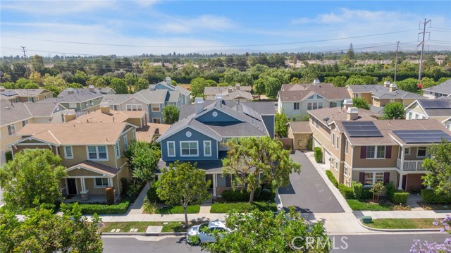 15530 Bonsai Way, Tustin CA: https://media.crmls.org/medias/c2e92d11-c1ff-495d-8e02-74575a5f4172.jpg