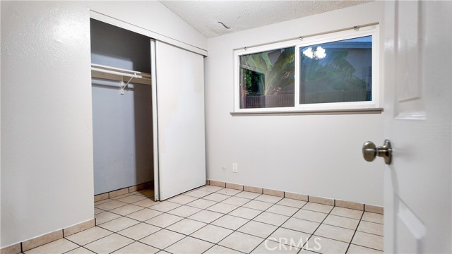 Detail Gallery Image 18 of 38 For 405 S Clara, Santa Ana,  CA 92703 - 3 Beds | 2 Baths