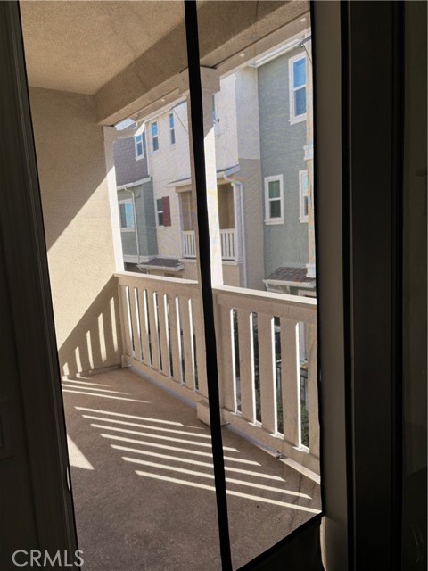 Detail Gallery Image 8 of 21 For 1395 Reliance, Carson,  CA 90746 - 3 Beds | 3/1 Baths