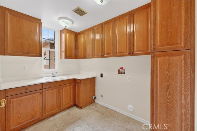 6467 Frampton, Huntington Beach CA: https://media.crmls.org/medias/c2ec0716-08e8-4a0f-8a18-6b92c98020a6.jpg