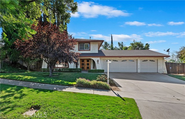 1260 Via Pintada, Riverside, CA 92507