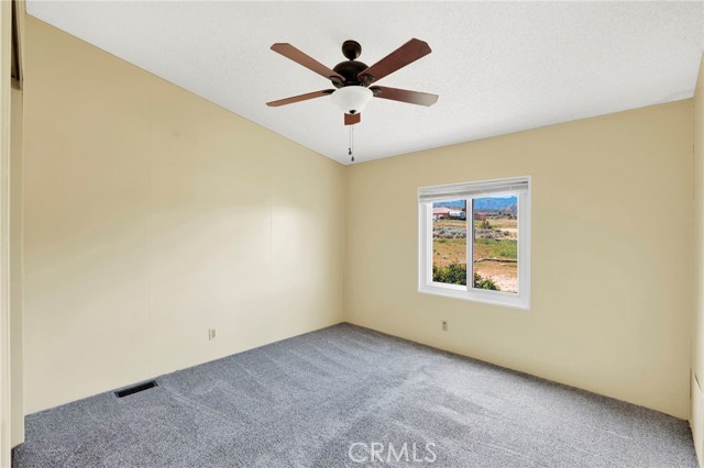 Detail Gallery Image 15 of 60 For 5332 Sundown Dr, Phelan,  CA 92371 - 4 Beds | 3 Baths