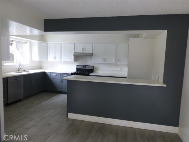 Detail Gallery Image 5 of 25 For 723 Ivywood Dr, Oxnard,  CA 93030 - – Beds | – Baths