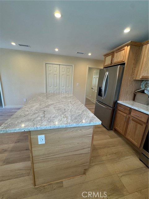 11316 White Oak Ave, Granada Hills CA: https://media.crmls.org/medias/c2edd328-7c4a-4d65-a9d3-f3654eb986e6.jpg