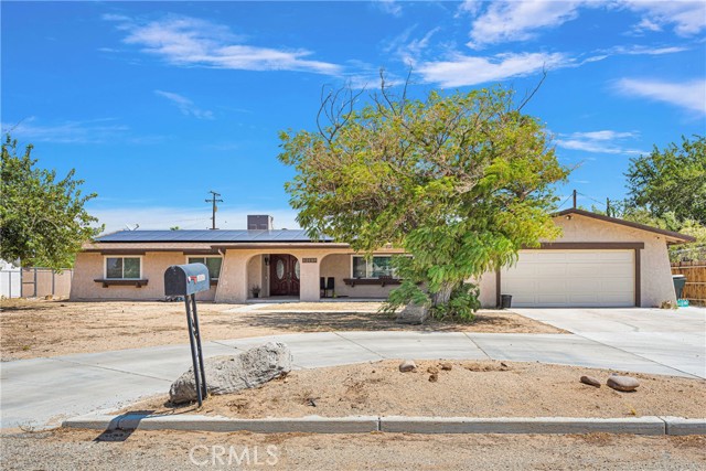 Detail Gallery Image 1 of 38 For 13197 Pocono Rd, Apple Valley,  CA 92308 - 4 Beds | 2 Baths