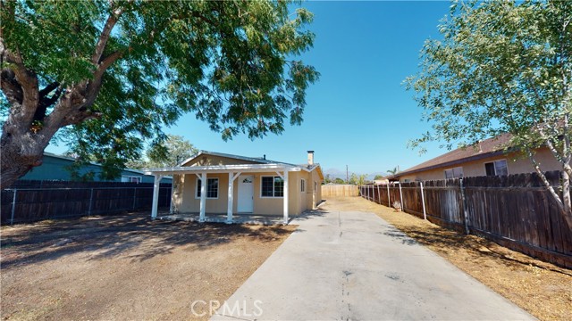 7473 Newcomb St, San Bernardino, CA 92410