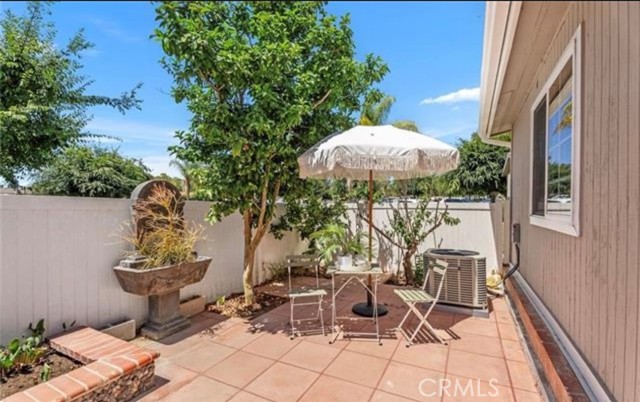 Detail Gallery Image 4 of 37 For 25786 via Lomas #83,  Laguna Hills,  CA 92653 - 3 Beds | 2 Baths