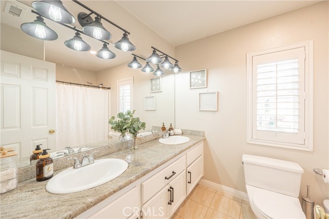 Detail Gallery Image 25 of 43 For 28692 Placerview, Saugus,  CA 91390 - 4 Beds | 3 Baths