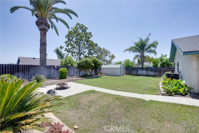 14548 Sylvester Drive, Moreno Valley CA: https://media.crmls.org/medias/c2f1987a-1bb9-46d4-acbf-e6b75656b46c.jpg