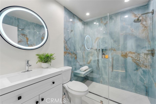 Detail Gallery Image 25 of 33 For 2304 Mathews Ave #6,  Redondo Beach,  CA 90278 - 2 Beds | 2/1 Baths