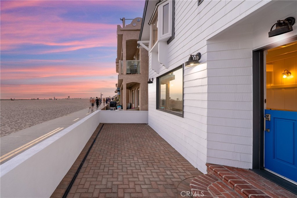 MLS #OC25141855 img 4