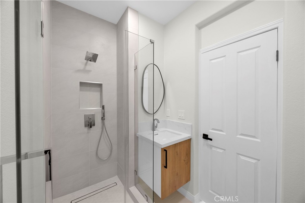 MLS #OC25258217 image #28