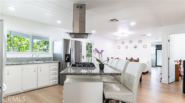 Detail Gallery Image 5 of 32 For 5815 E La Palma #286,  Anaheim,  CA 92807 - 4 Beds | 2 Baths