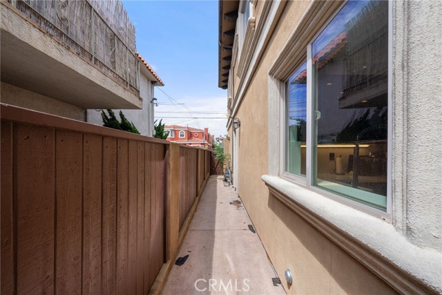 2018 Ruhland Avenue, Redondo Beach, California 90278, 3 Bedrooms Bedrooms, ,2 BathroomsBathrooms,Residential,Sold,Ruhland,CV23148146