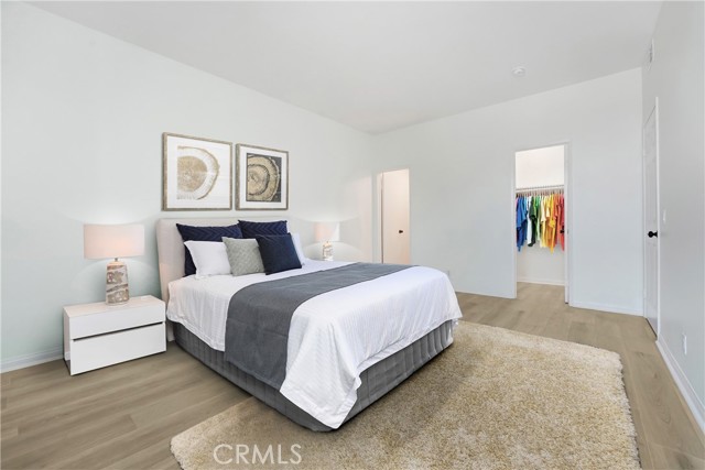 10861 Moorpark Street, North Hollywood CA: https://media.crmls.org/medias/c2f6b3df-4274-461f-9f74-9c57063f62a9.jpg