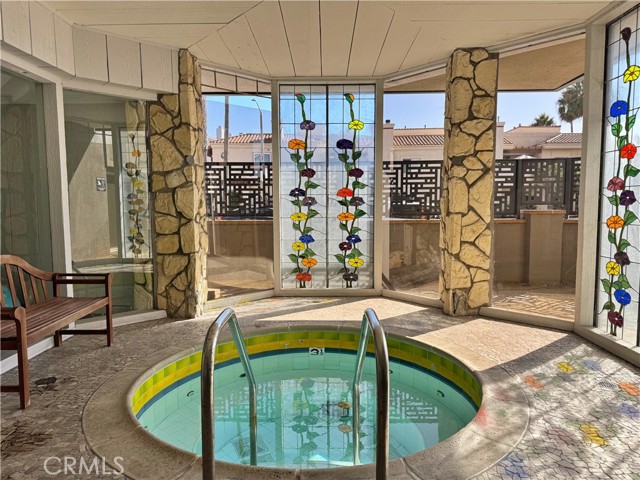 Detail Gallery Image 17 of 24 For 230 S Catalina Ave #107,  Redondo Beach,  CA 90277 - 2 Beds | 2 Baths