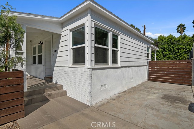 3780 Beethoven Street, Los Angeles CA: https://media.crmls.org/medias/c2f7b178-bf3e-4965-b7fc-08441d393643.jpg