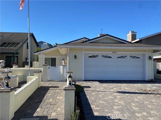 Detail Gallery Image 1 of 6 For 28482 La Noche, Mission Viejo,  CA 92692 - 4 Beds | 2 Baths