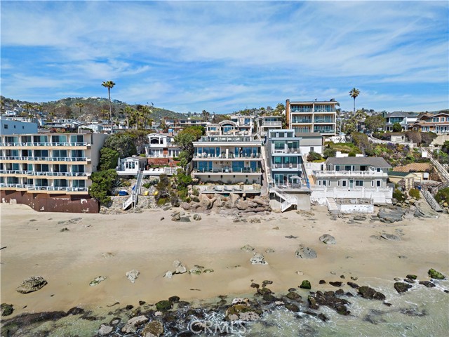 683 Sleepy Hollow Lane # 5, Laguna Beach, California 92651, 2 Bedrooms Bedrooms, ,2 BathroomsBathrooms,Residential Lease,For Rent,683 Sleepy Hollow Lane # 5,CROC23220319