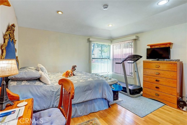 Detail Gallery Image 16 of 33 For 1350 Graynold Ave, Glendale,  CA 91202 - 3 Beds | 2 Baths