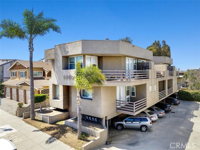 1457 Manhattan Beach Boulevard, Manhattan Beach, California 90266, 2 Bedrooms Bedrooms, ,2 BathroomsBathrooms,Residential,Sold,Manhattan Beach,SB24107661