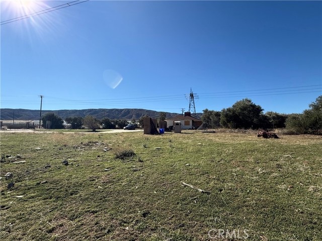 8539 W Avenue L, Lancaster CA: https://media.crmls.org/medias/c2fc6e9d-770b-4e6b-bf47-3a208f264a0f.jpg