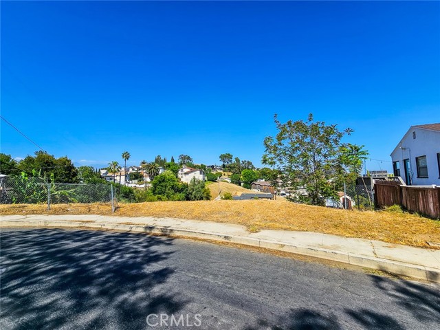 Detail Gallery Image 2 of 18 For 1984 Heidleman Rd, El Sereno,  CA 90032 - – Beds | – Baths