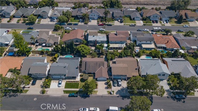 1506 West Sharon Road, Santa Ana CA: https://media.crmls.org/medias/c2fcaf13-b06e-457c-9d2a-b856a7c817e8.jpg