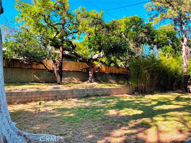 3585 Shadow Grove Road, Pasadena CA: https://media.crmls.org/medias/c2fcb356-2e49-4801-a384-f64bcfe41832.jpg