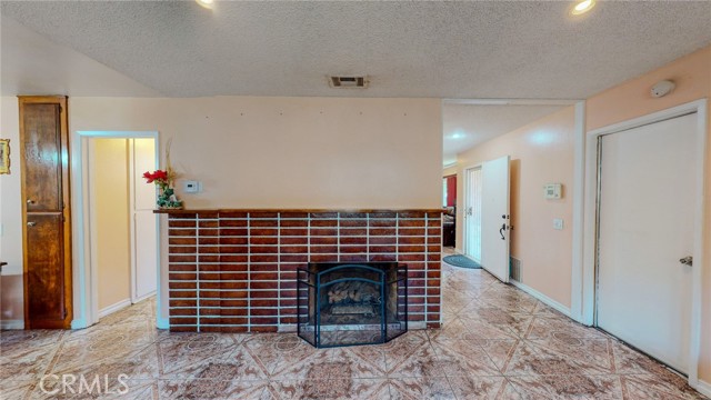 Detail Gallery Image 5 of 52 For 9291 Pico Vista Rd, Downey,  CA 90240 - 3 Beds | 2 Baths