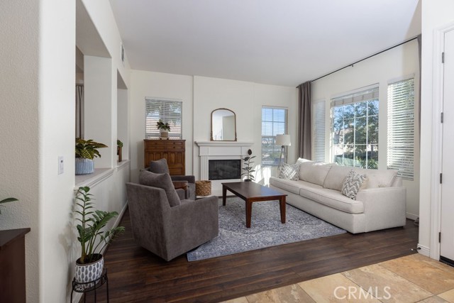 Detail Gallery Image 4 of 32 For 63 Volta Del Tintori, Lake Elsinore,  CA 92532 - 5 Beds | 4/1 Baths