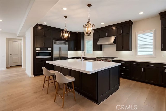 66 Bolide, Irvine CA: https://media.crmls.org/medias/c2fe1c99-1780-4a2e-87f1-7d5b6af064a4.jpg