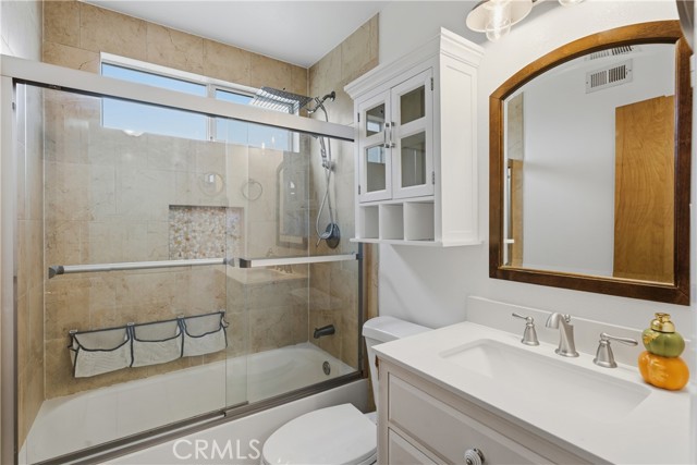 Detail Gallery Image 24 of 34 For 5604 Katherine, Simi Valley,  CA 93063 - 2 Beds | 1 Baths