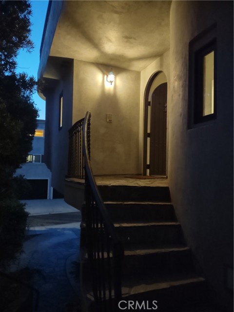 2904 Alma Avenue, Manhattan Beach, California 90266, 3 Bedrooms Bedrooms, ,2 BathroomsBathrooms,Residential,Sold,Alma Avenue,SB21204359