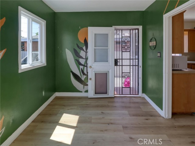 5960 Lime Avenue, Long Beach CA: https://media.crmls.org/medias/c2fec963-fe2e-49db-ab5c-cb98e31a7573.jpg
